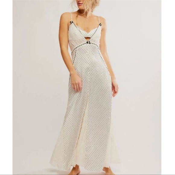 NWT Revolve x Free People Playing Cupid Maxi Dress in Ivory Combo Size Medium - Picture 3 of 10